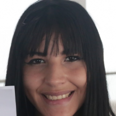 A small portrait of Antonella Figueroa